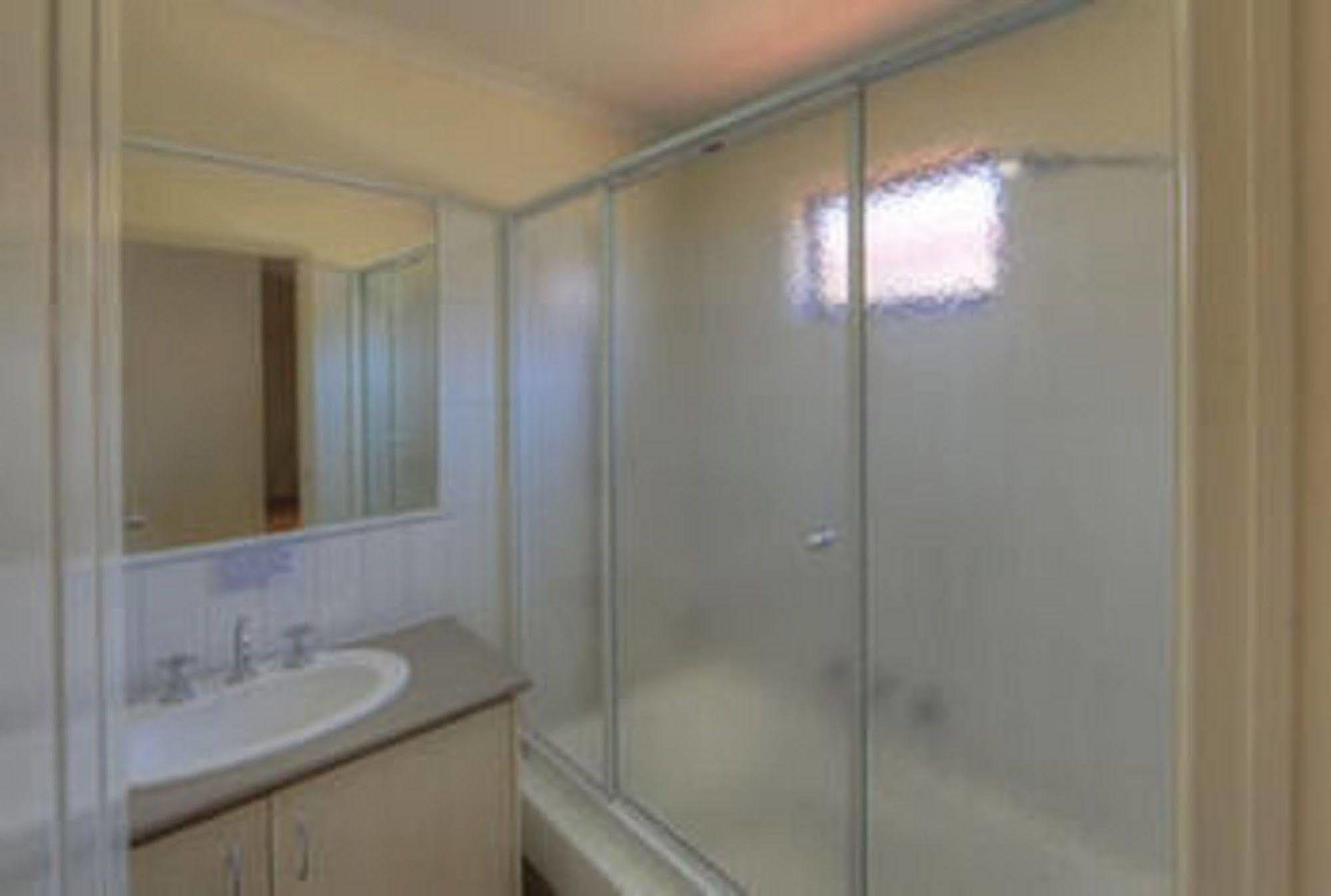 Central Caravan Park Perth Exterior photo